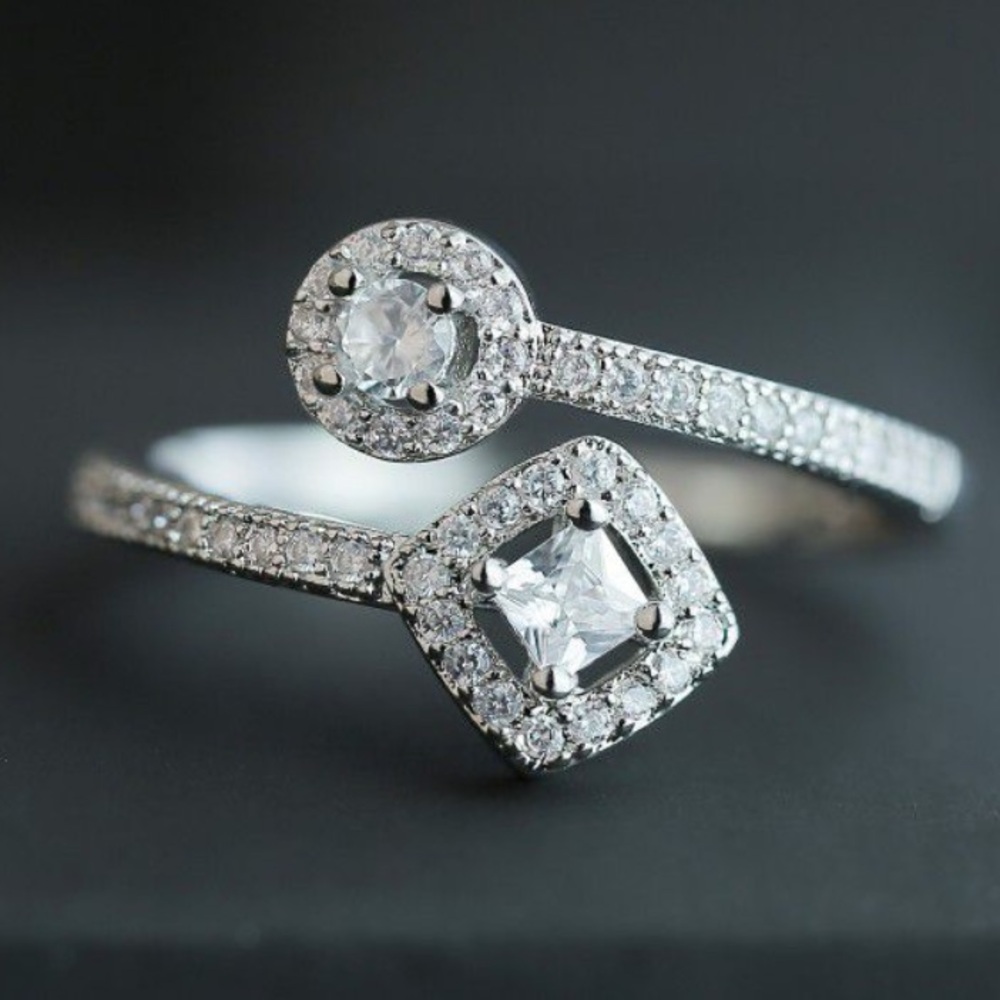 NEW NATURAL WHITE SAPPHIRE 925 STAMPED SILVER RING SIZE 8 ONLY - Picture 2 of 5